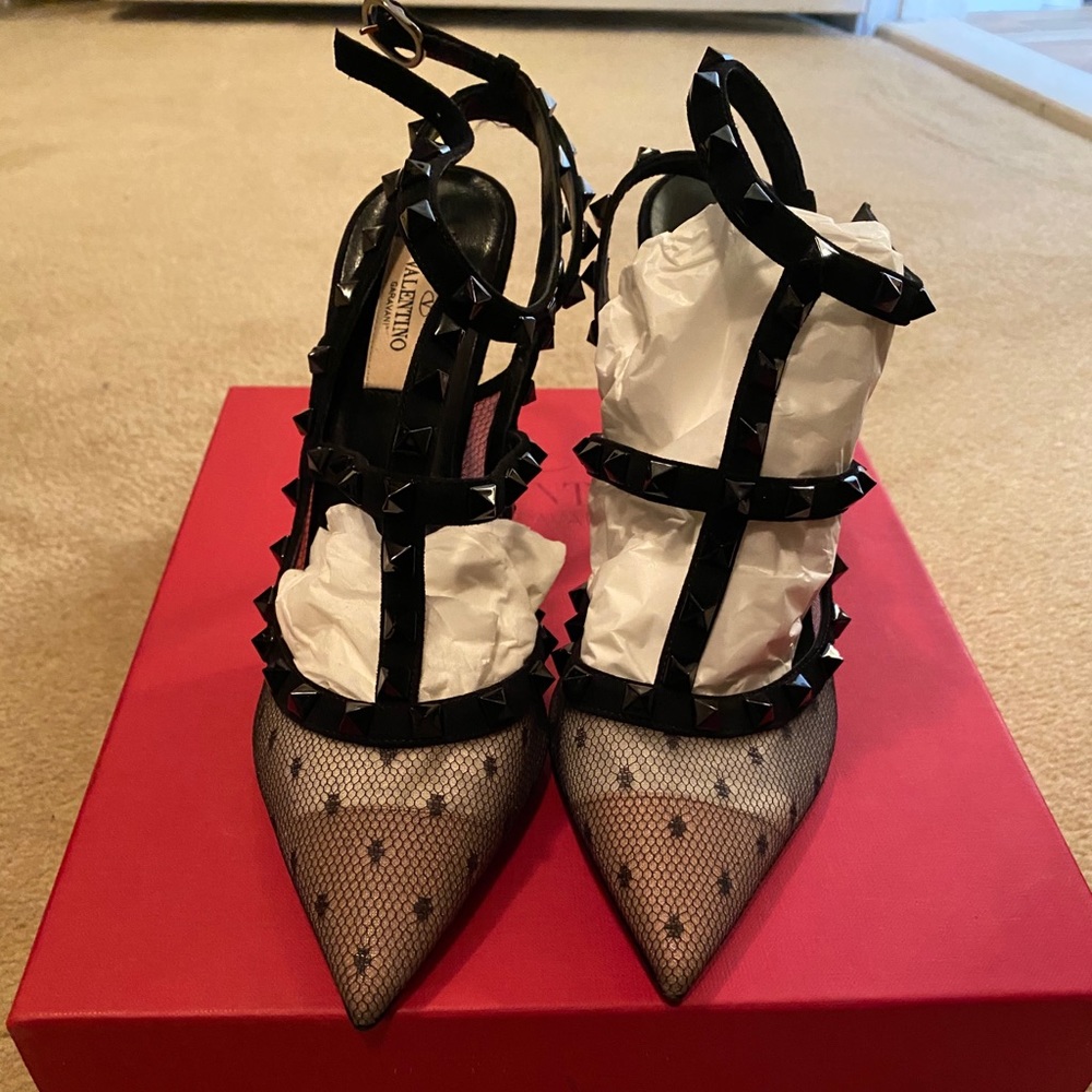 Valentino Garavani Rockstud Ankle Strap Pumps
